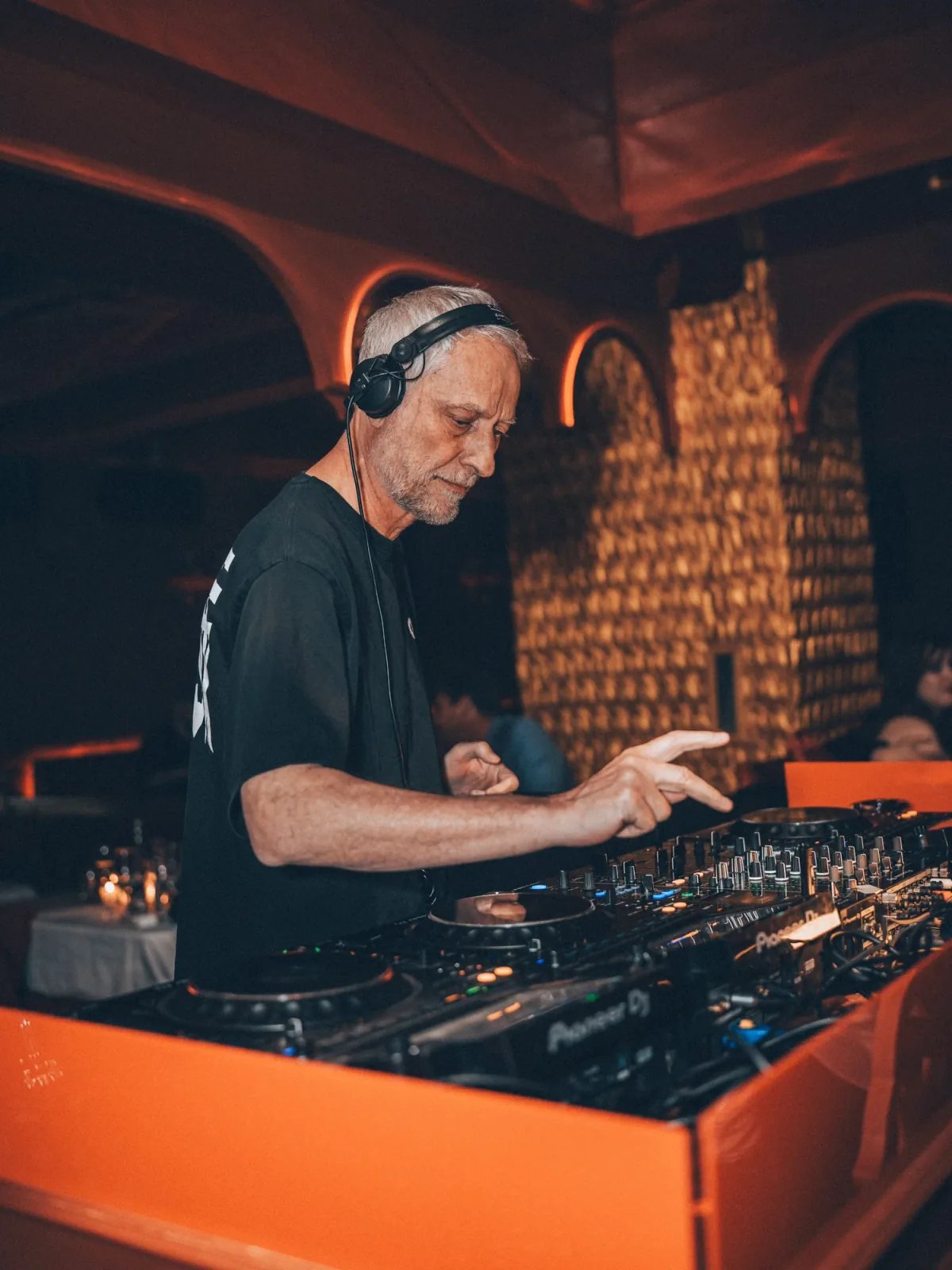 Michel Cleis performing at The Club Agadir